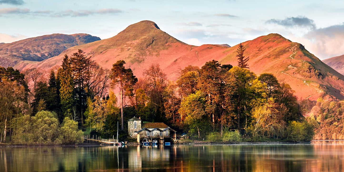 Derwent Water Red Mountains