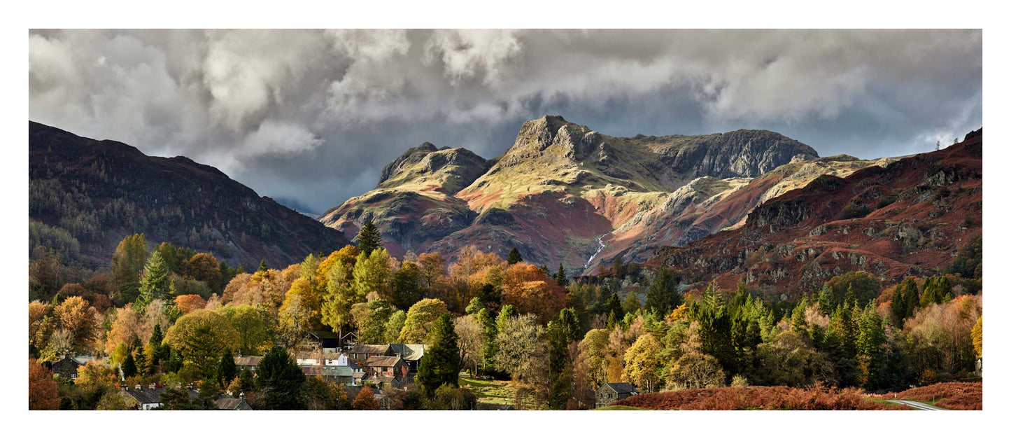 Elterwater Village to Langdale Pikes